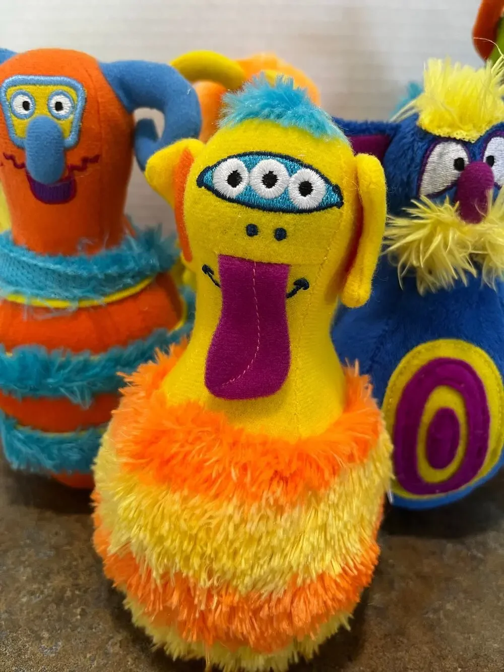 Melissa & Doug 7 pc complete fuzzy monster bowling pals soft plush with bag